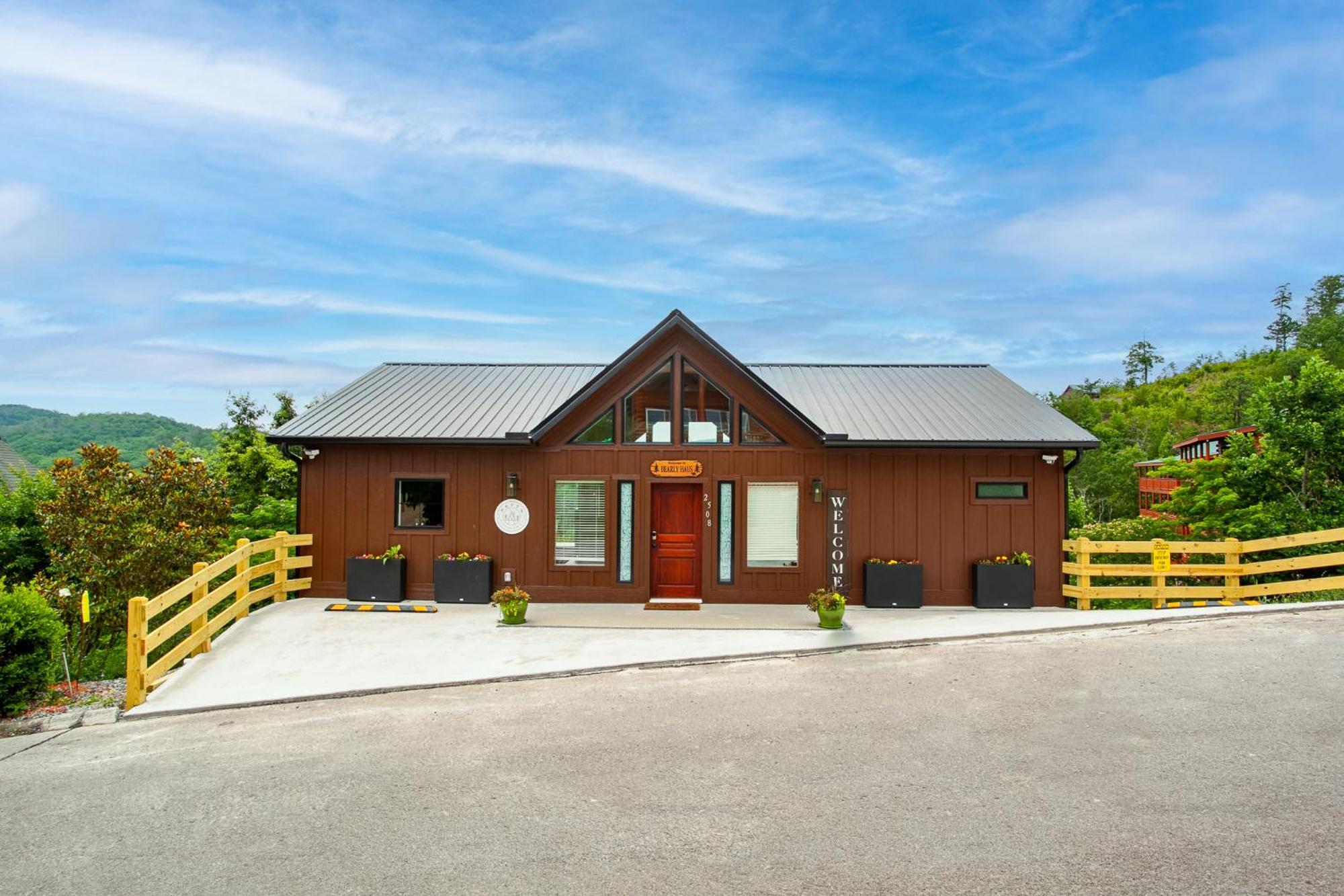 Bearly Haus -Views, Hot Tub, Pool & Xbox! Villa Pigeon Forge Exterior foto